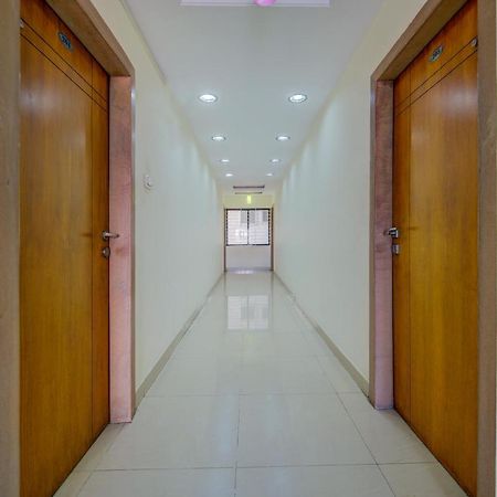 Oyo 18431 Hotel Celestee Grand 海得拉巴 外观 照片